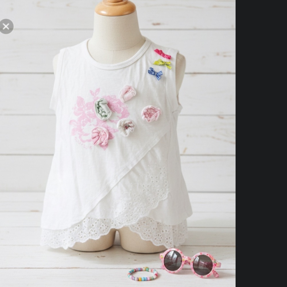 Beautiful white embellished naartjie floral tank blouse 2T 🌸
